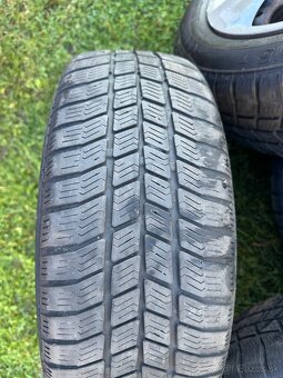 4× zimné 185/60 R15 na plechových diskoch Škoda - 2