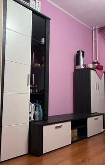 Obyvacia stena kvalitna ako nova (Asko) - 2