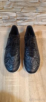 Halové tenisky, v. UK 8,5 - 2