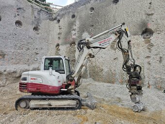 Takeuchi TB290 dvojvyloznik s rototiltom - 2