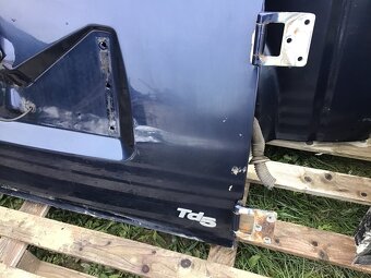 Discovery 2 dvere kufra - 2