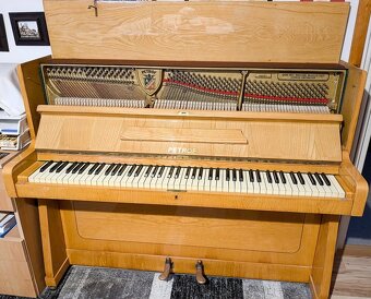 Pianino zn. Petrof - 2