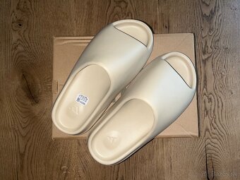 Yeezy Slide Pure - NOVÉ - EU 43 - 2