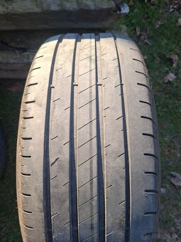 225/55 r17 - 2