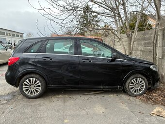 MB B class 200 (CNG + Benzín) - 2