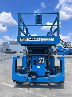 Predám dieslovú plošinu Genie 5390 RT - 2