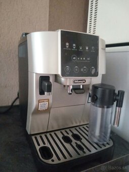 Kávovar Delonghi magnifica start - 2