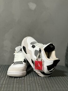 Nike Air Jordan 4 Retro Military Black 42. - 2