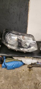 Volkswagen T5.1 facelift OEM Halogénové svetlá - 2