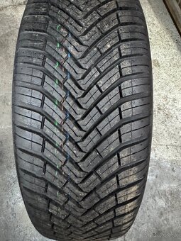 celorocne 215/65 r16 continental 102H - 2