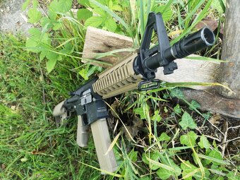 Specna arms M4 ( plast) - 2