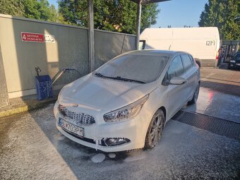 Kia ceed 1.4 crdi 66kw - 2
