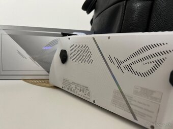 Asus rog ally Z1 - 2