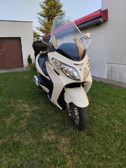Predám Suzuki burgman AN 400 - 2