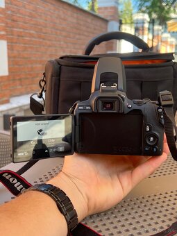 Canon EOS 250D + EFS 18-55mm - nový - 2