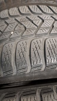 Predám 3ks jazdené 215/55r17-98H Pirelli - 2
