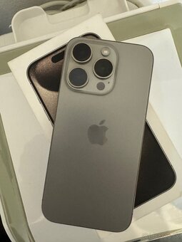 iPhone 15pro 128GB natuaral titan - 2