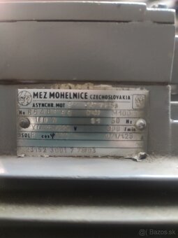 Predám motor 180V 900otačok. - 2