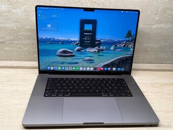 Apple MacBook Pro 16" / M1 Pro / 16GB / 512GB - 2