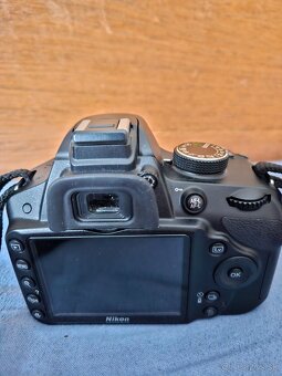 Nikon D3200 - 2