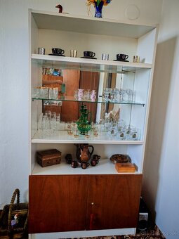 predam retro nábytok. - 2