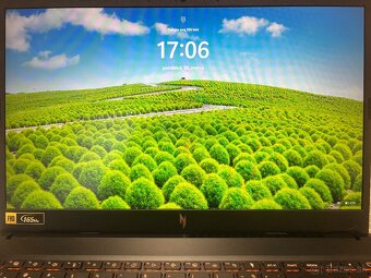 Herný notebook Acer Nitro V 15 Black (ANV15-52-51UL) - 2