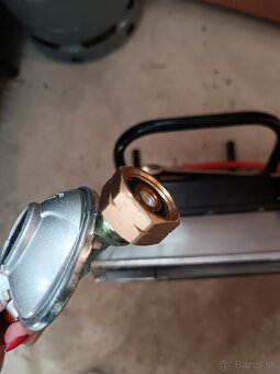 Plynová bomba + príslušenstvo. - 2