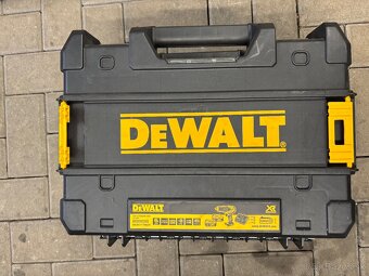 Kufre na náradie značky Dewalt - 2