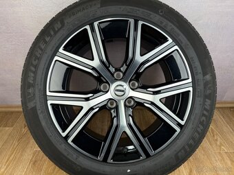 Originál letní kolesa Volvo S60 R17 - 2