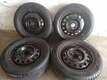 Letné 205/55 r16 na diskoch 5x114,3 r16 KIA ,Hyundai - 2