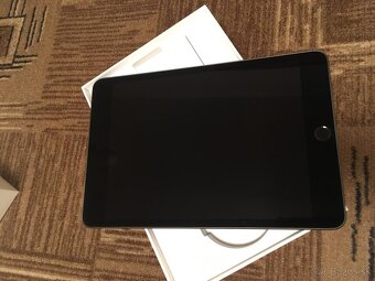 iPad Mini 5gen 64GB vesmirne sivy - velmi zachovany stav - 2
