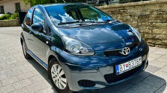 Toyota AYGO 1.0 Benzín - 2