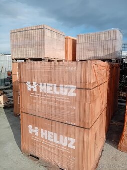 Heluz tehly - 2