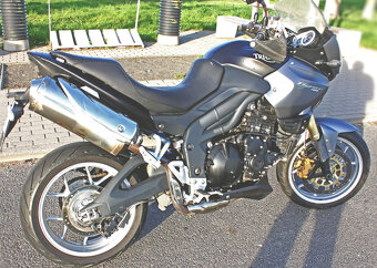 TRIUMPH TIGER 1050 - 2