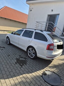 Škoda Octavia Combi RS 2.0TDi - 2