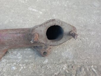 Výfukové potrubie Zetor 4v - 2