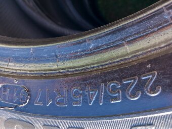 225/45 r17 zimne pneumatiky - 2