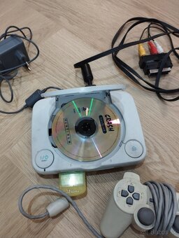 Predám Playstation 1 Slim - 2