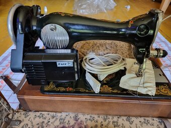 Šijací stroj - 2