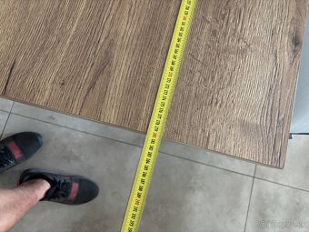 predám jedálenský stôl s X nohou\DUB halifax Tabakový - 2