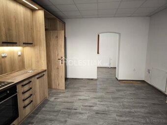 Dám do prenájmu luxusný 1+1 byt v centre mesta Čadca, iba u - 2