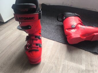 Atomic race lyžiarky - 2