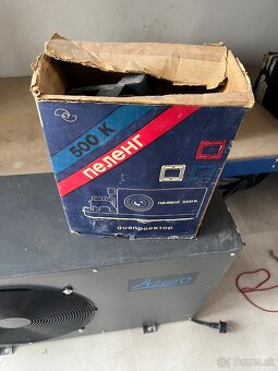 projektor a premietacka - 2