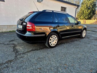 Škoda Octavia - 2