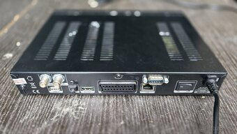 Predám satelitný prijímač - CryptoBox 600 HD - 2
