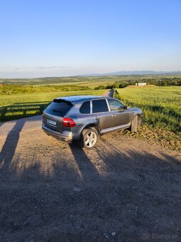 Porsche Cayenne - 2