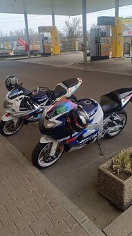 Suzuki gsxr 1000 K1 - 2