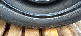 Bridgestone 225/55R18 - 2