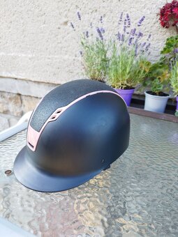 Jazdecká prilba štýl samshield - 2