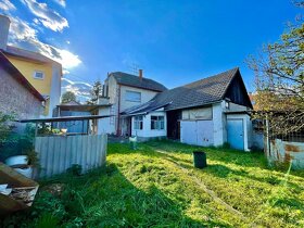 ZĽAVNENÉ • Na predaj rodinný dom s pozemkom v Petrovej Vsi - 2
